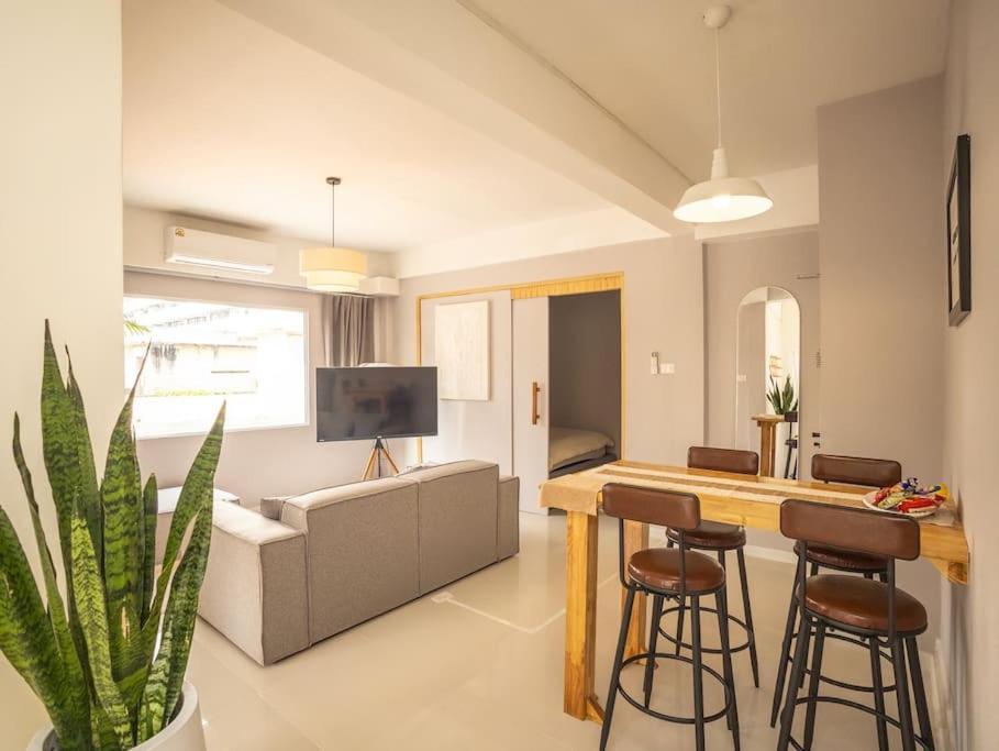 2-bedroom For 4 Guests, Center-silom - 3a Appartement *
